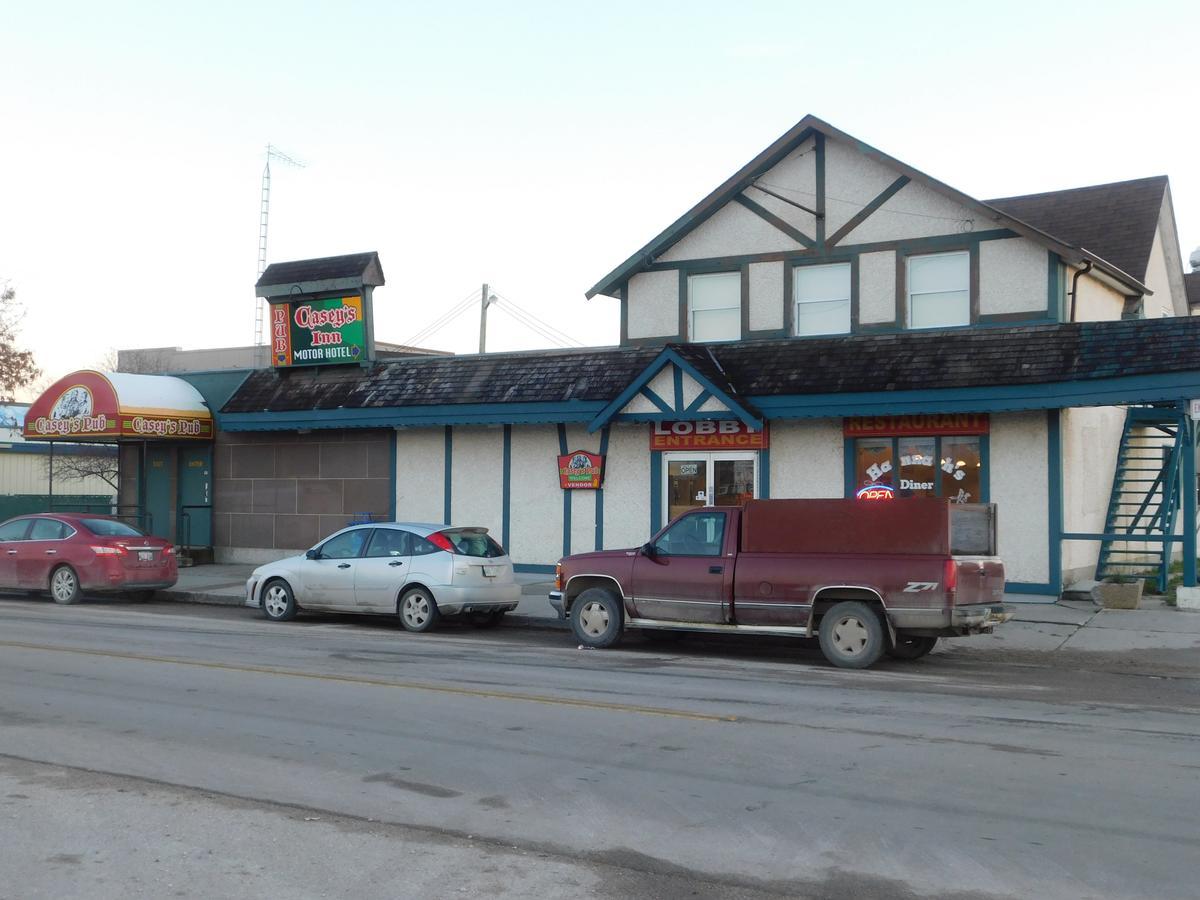 Casey'S Inn Lac du Bonnet Exterior photo